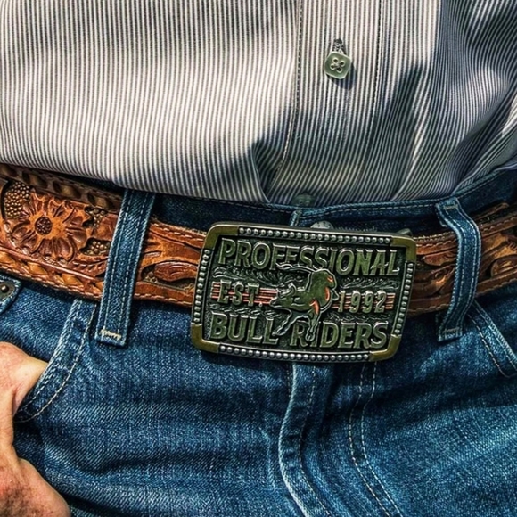 PBR EST. 1992 Professional Bull Riders Belt Buckle New in Box! Retail $55 - Picture 6 of 10